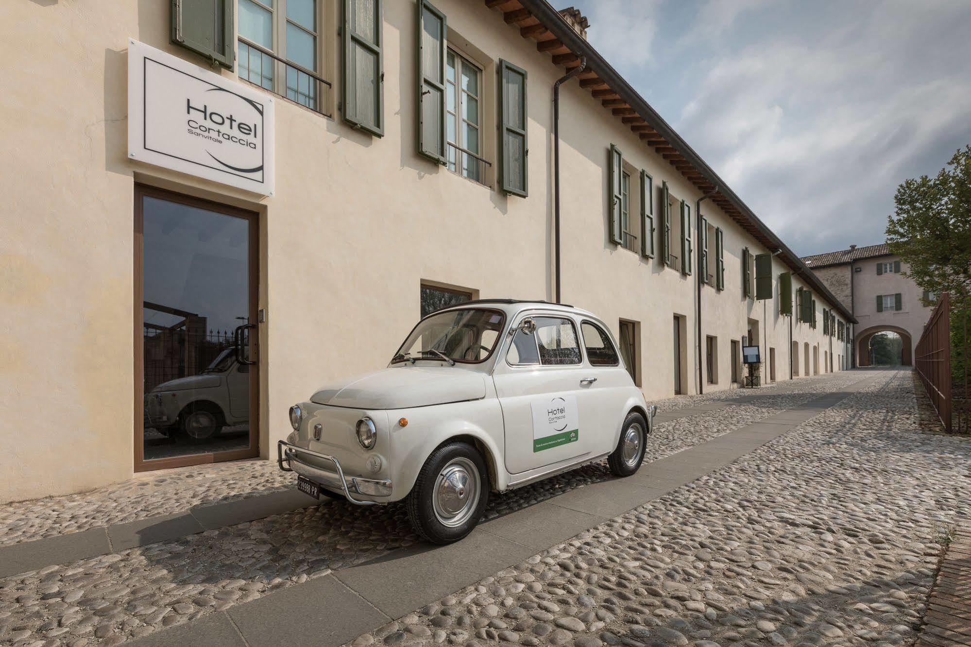 Hotel Cortaccia Sanvitale ซาลาบากันซา ภายนอก รูปภาพ