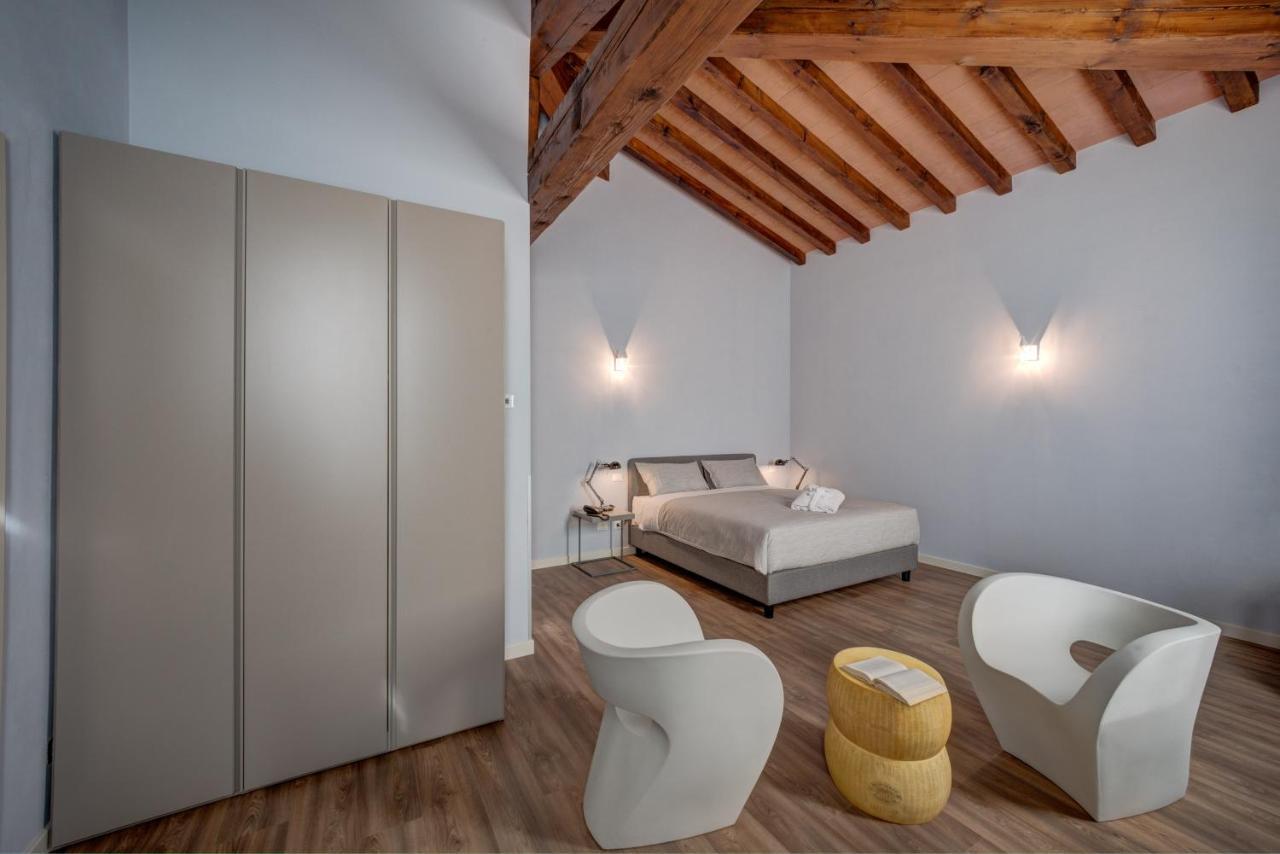 Hotel Cortaccia Sanvitale ซาลาบากันซา ภายนอก รูปภาพ